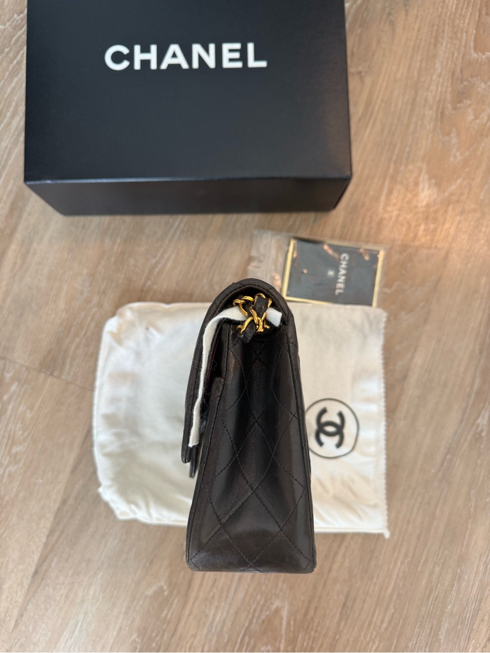 Chanel Lambskin Medium Classic Double Flap - Picture 4 of 15